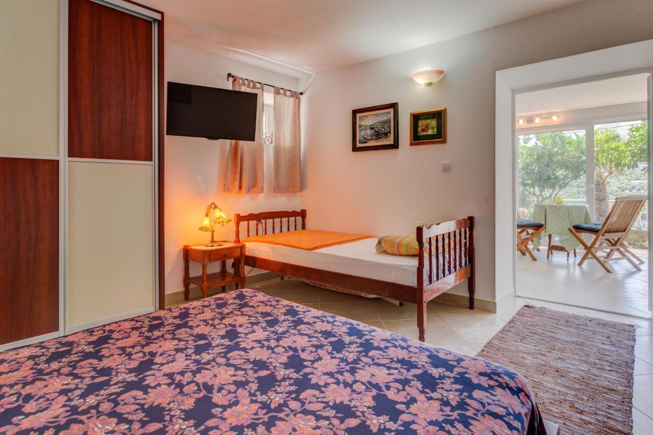 Sea Oasis Apartments - Milosevic Kotor Luaran gambar