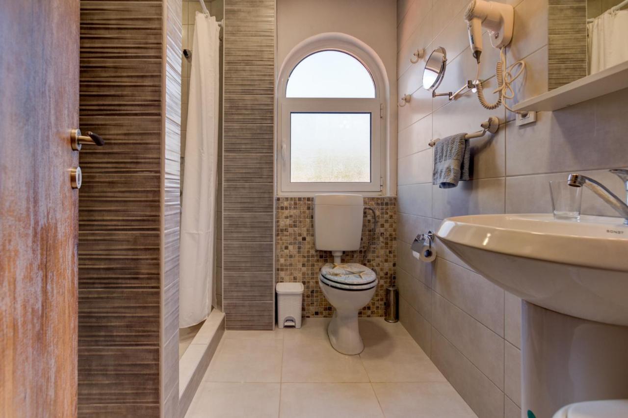 Sea Oasis Apartments - Milosevic Kotor Luaran gambar